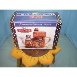 Tea Nee Handpainted Embossed Mini Tea Pot by Cardinal NIB